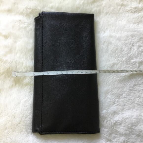 Black Leather Makeup Case - Picture 6 of 8